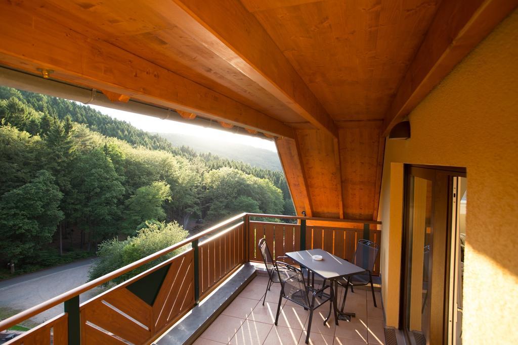 Wald-Hotel Heppe Dammbach Room photo