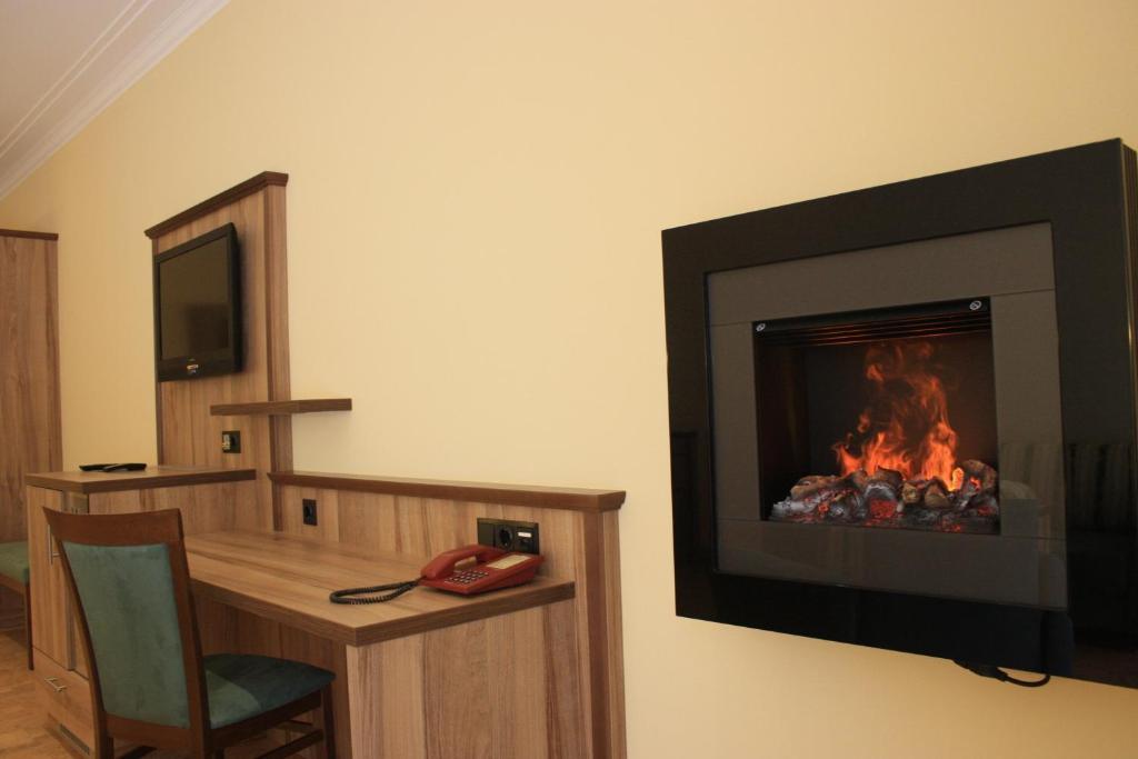 Wald-Hotel Heppe Dammbach Room photo