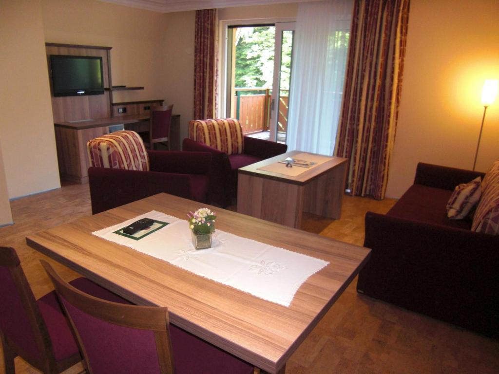 Wald-Hotel Heppe Dammbach Room photo